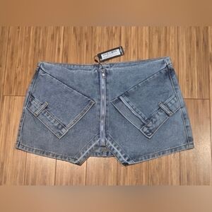 💚 NWT Pretty Little Thing Blue Denim Skirt